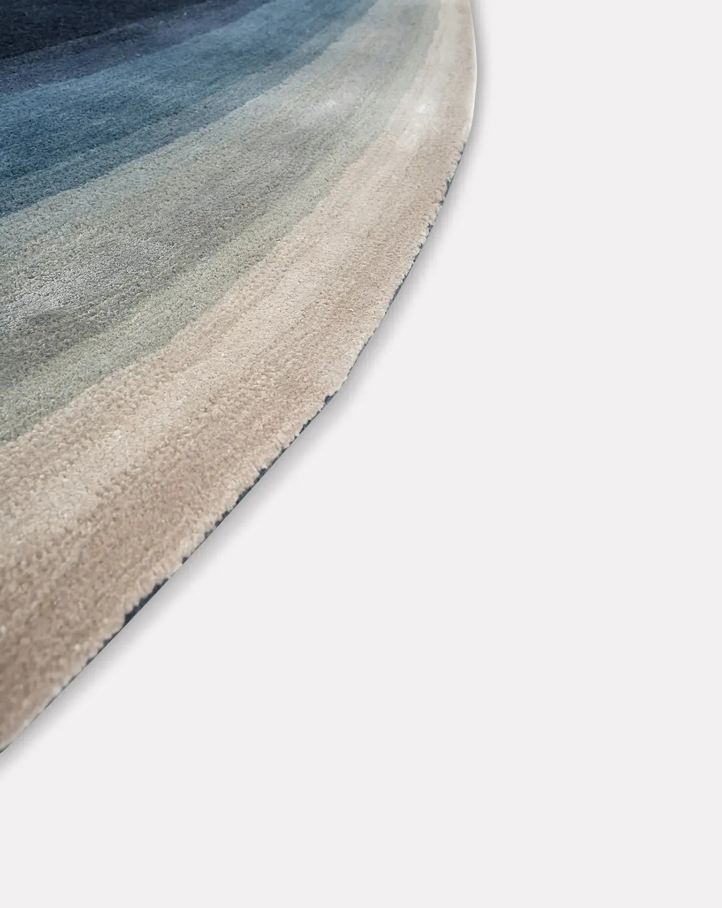Caliedo Indigo and Silver Lake Blue Rug