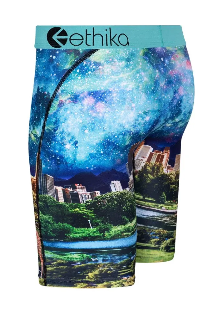 Ethika Giraffika Staple