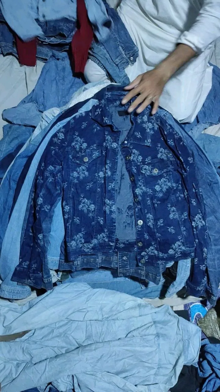 Ladies Denim Jackets - 30 pieces