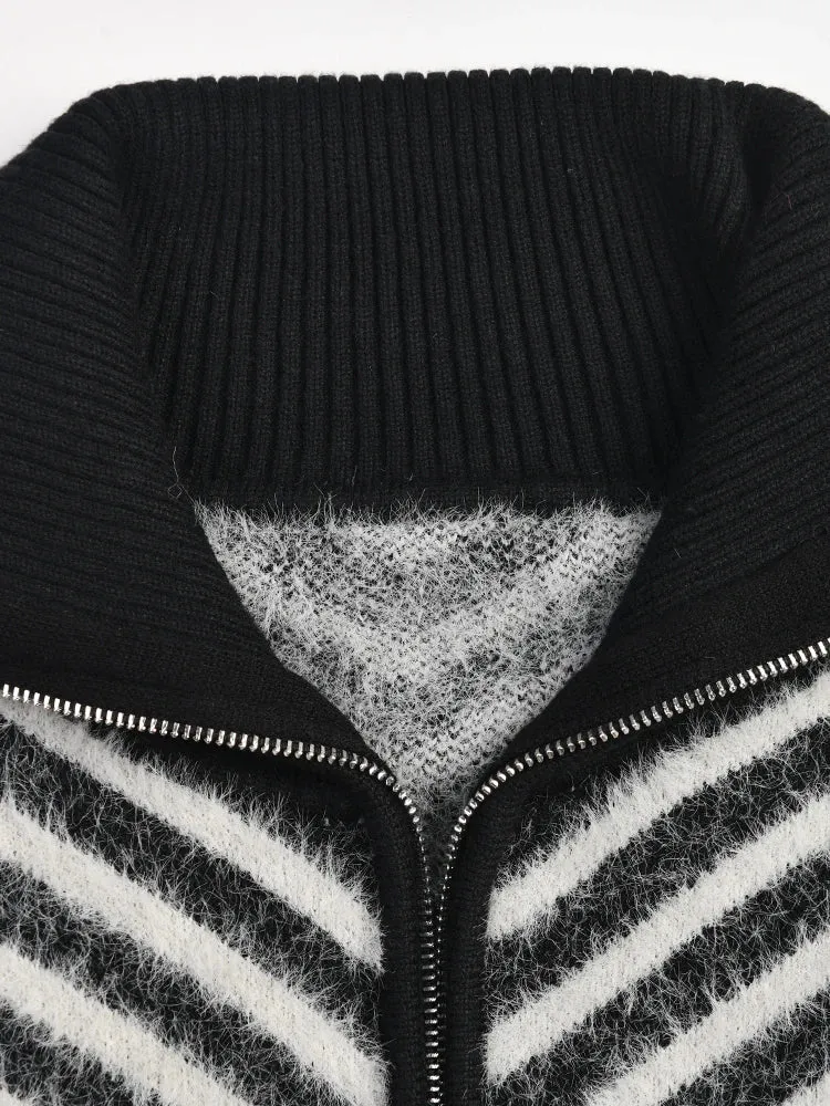 Pre Order:  Contrast Stripes Zip-Up Knit Cardigan