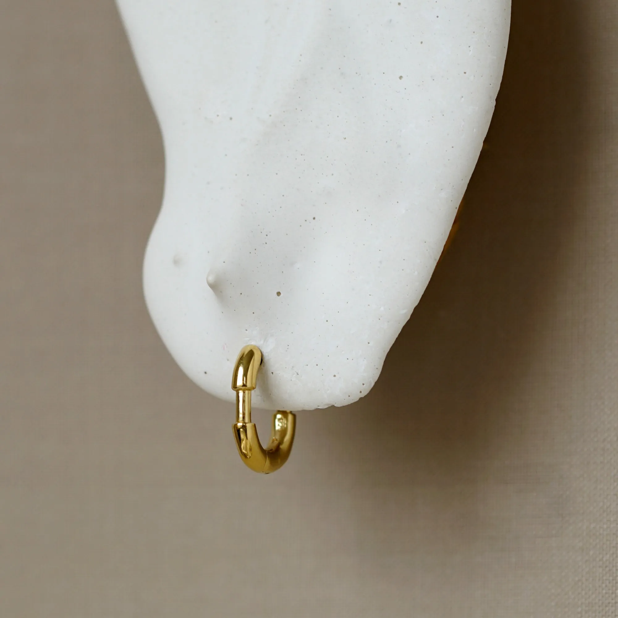 Small Staple Hoop